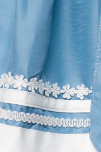 Romantische Dirndl blau mit floralem Print